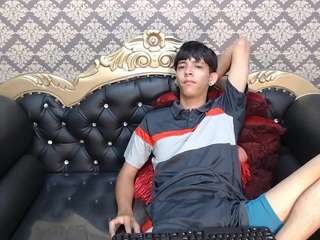sebas-cat Live Webcam on CamSoda