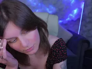 TinaMelt's Live Sex Cam Show