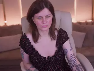 TinaMelt's Live Sex Cam Show