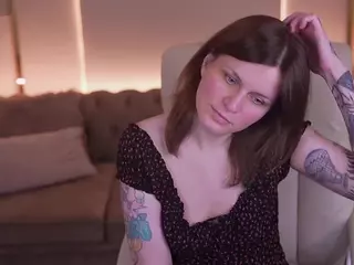 TinaMelt's Live Sex Cam Show