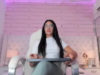 alondra77's Live Sex Cam Show