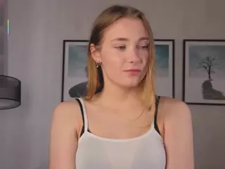 OrvaFoard's Live Sex Cam Show