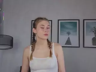 OrvaFoard's Live Sex Cam Show