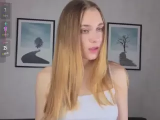 OrvaFoard's Live Sex Cam Show