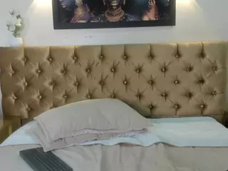 EstrellaDeCarne's Live Sex Cam Show