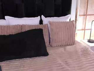 GretaVelvet live cam — amateur, sex toys, middle aged