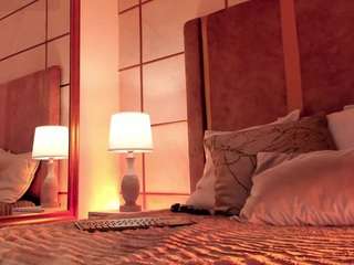 gretavelvet live webcam show