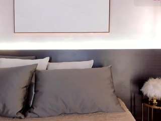 GretaVelvet live cam preview
