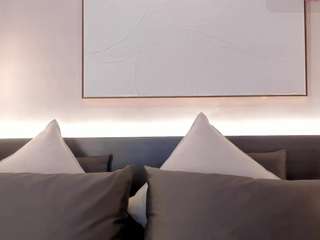 GretaVelvet live cam preview