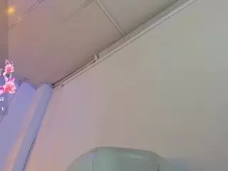 SLUTTY HANNA's Live Sex Cam Show