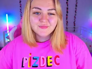 HornyCakee's Live Sex Cam Show