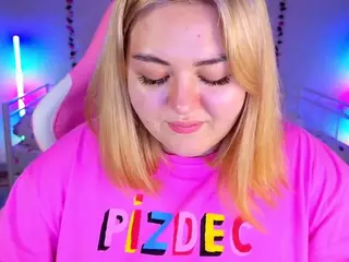 HornyCakee's Live Sex Cam Show