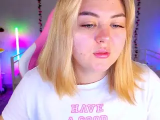 HornyCakee's Live Sex Cam Show