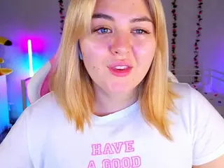HornyCakee's Live Sex Cam Show
