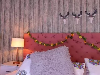 LiiaTurnner's Live Sex Cam Show