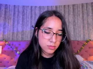 LiiaTurnner's Live Sex Cam Show