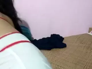 Lovelyraha's Live Sex Cam Show