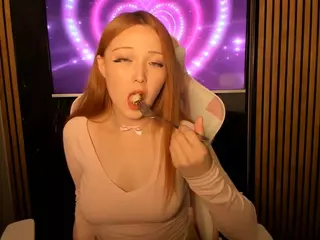 yunaloon's Live Sex Cam Show