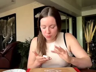 AccaDunnell's Live Sex Cam Show