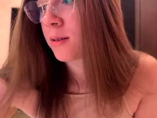 AccaDunnell's Live Sex Cam Show