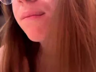 AccaDunnell's Live Sex Cam Show