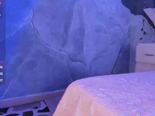 antonia-star's CamSoda show and profile