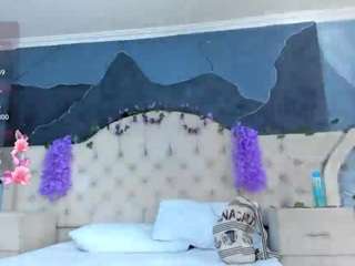 Live cam show with Antonia-Star