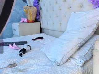 antonia-star live webcam show