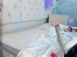 antonia-star Live Webcam on CamSoda