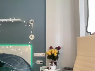 BereniceEstabrooks's Live Sex Cam Show