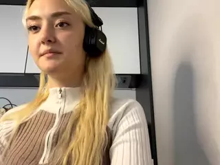 EthalFrogge's Live Sex Cam Show
