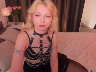 EveLilSinner's Live Sex Cam Show