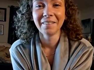 Live webcam model namilexxx3 on Soda Cams