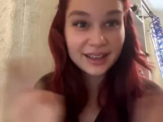 Demi's Live Sex Cam Show