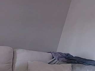studlyhardwood-2ebbb0a4 webcam model