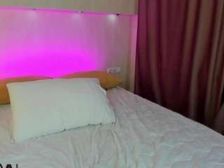 adelina-bliss's CamSoda show and profile