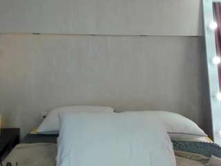 adelina-bliss webcam