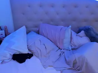 daring-natasha's Live Sex Cam Show