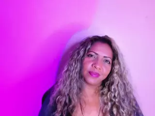 diianaross's Live Sex Cam Show