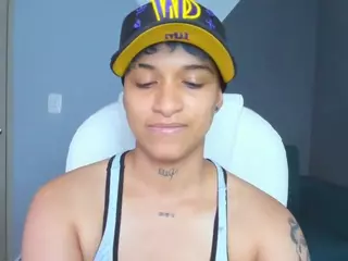 Dominick-jones's Live Sex Cam Show