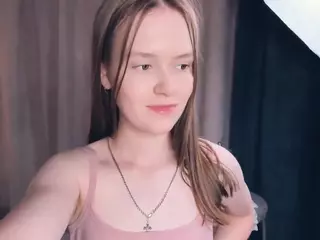 EditAytes's Live Sex Cam Show