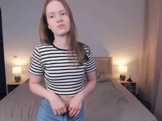 EditAytes's Live Sex Cam Show