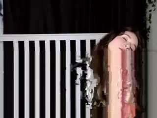 GuinevereGoldston's Live Sex Cam Show