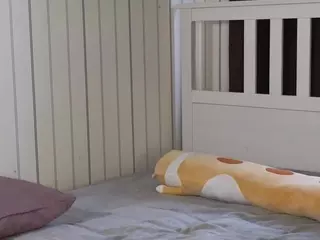 GuinevereGoldston's Live Sex Cam Show