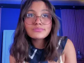 LilyFox1's Live Sex Cam Show
