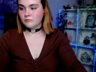 lorraine-carter's Live Sex Cam Show