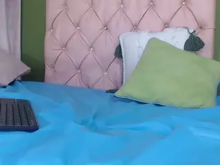 LuciaSpear's Live Sex Cam Show