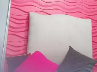 LuciaSpear's Live Sex Cam Show
