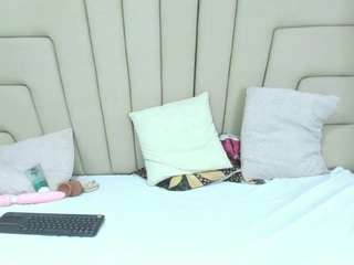 megan-hally webcam