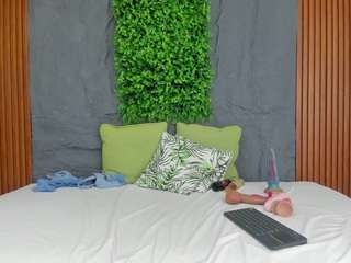 megan-hally webcam